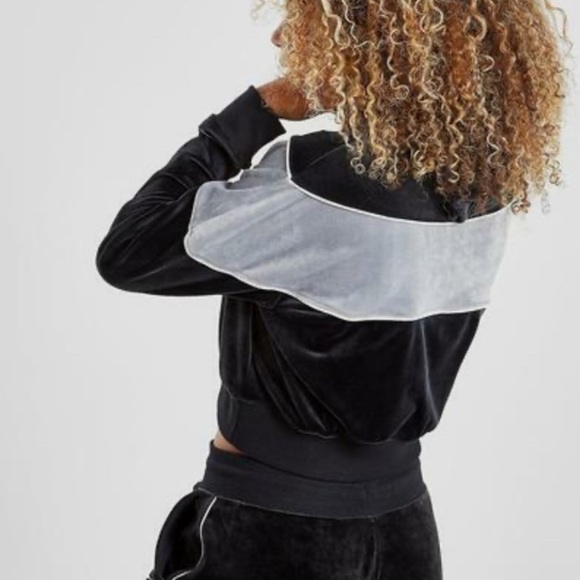 WOMENS NIKE HERITAGE “Plush Velvet'' PULLOVER HOODIE NWOT 🔴 - Picture 14 of 15